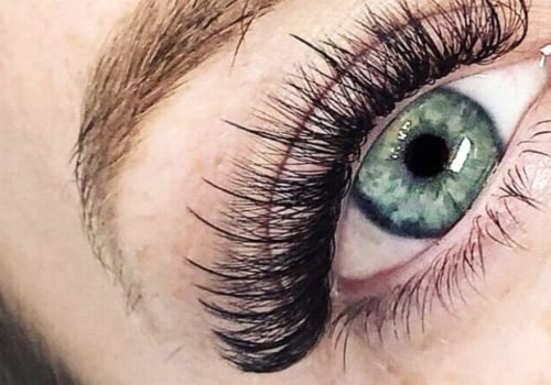 Whats volume lashes?